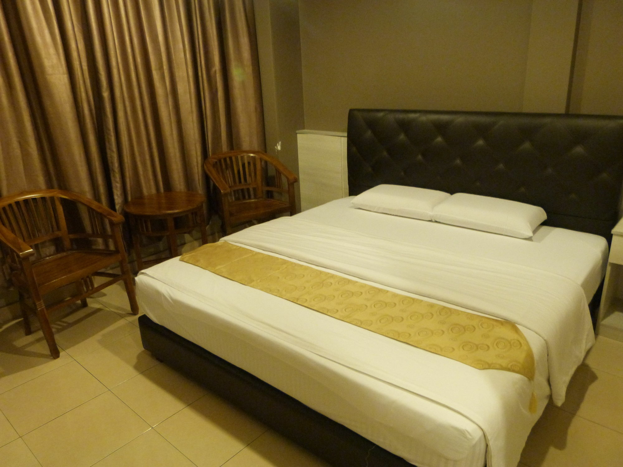 Aero Star Hotel Серембан  Экстерьер фото